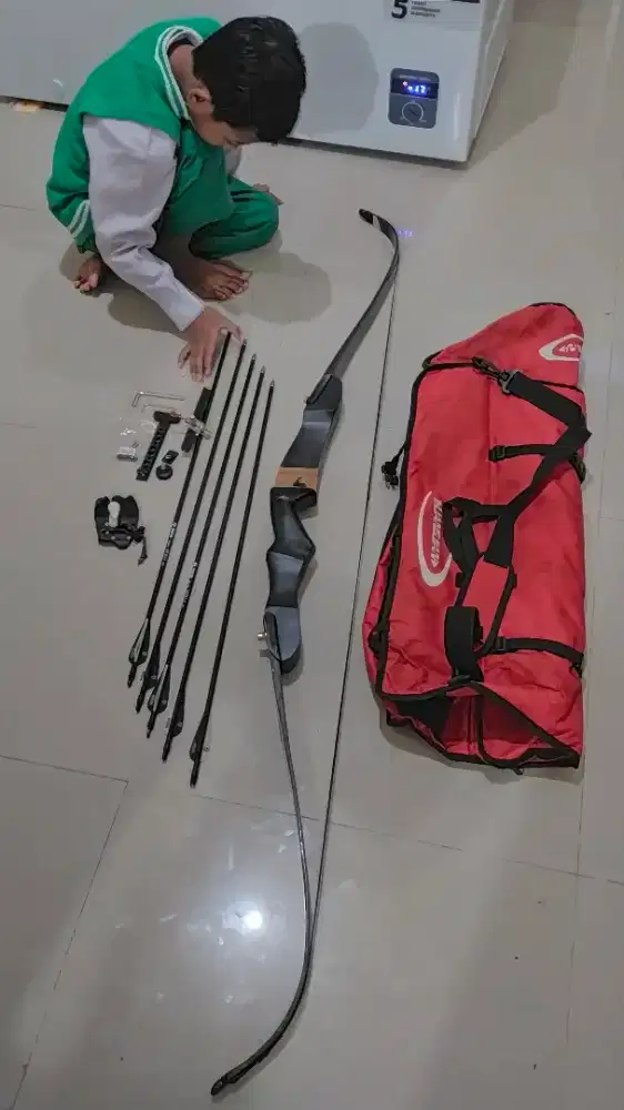 1 Set Lengkap Panahan Dewasa / Adult Archery Set Sesuai Foto