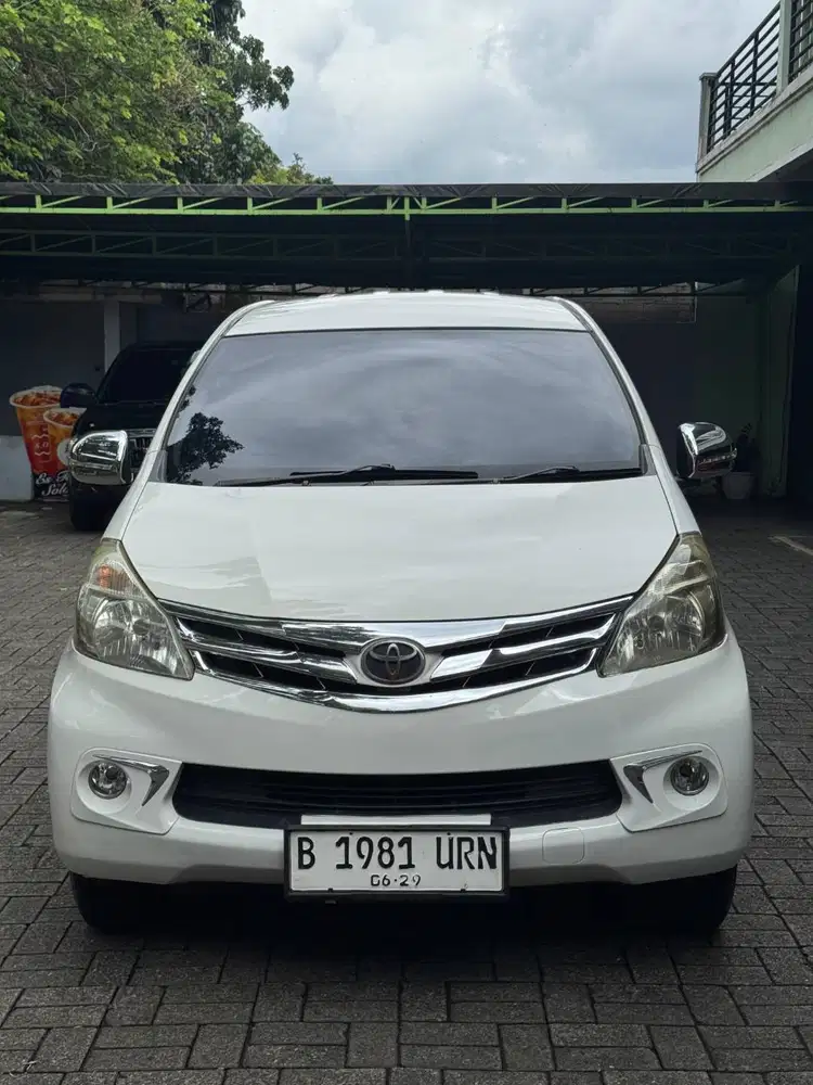Jual Cash Toyota New Avanza 1.3 G Matic 2014