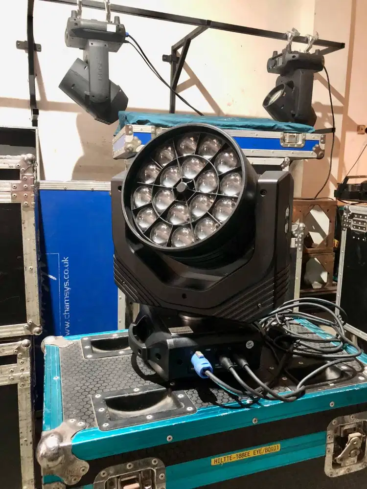 Moving Wash (Bee Eye) HI-LTTE 1815