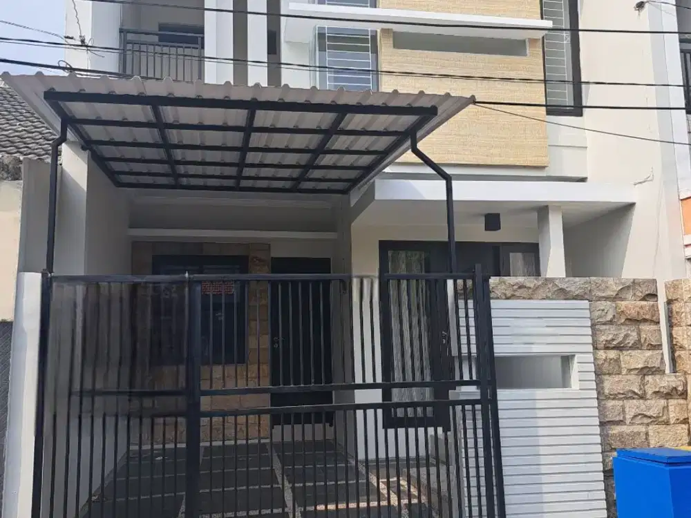 RUMAH RUNGKUT HARAPAN BARU RENOVASI Row Jalan 2 Mobil aman