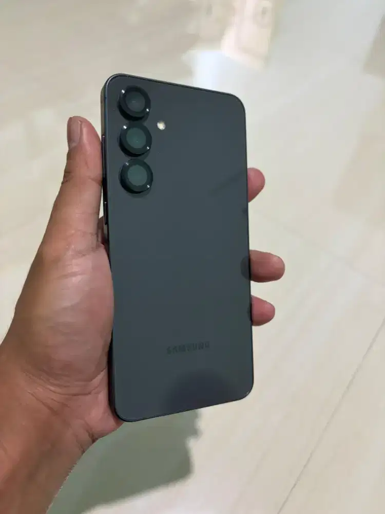 SAMSUNG S24 FE 8/512 (SUPER LIKE NEW!)