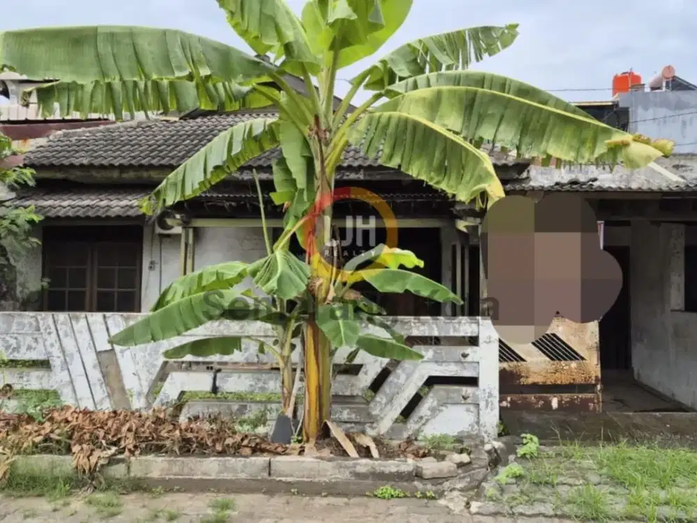 Rumah Lama Hitung Tanah di Semarang Indah