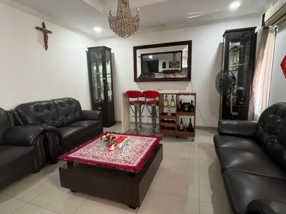 Rumah Sunter Paradise Timur Raya 11x20m 2 lantai, rapi dan siap huni, hadap Timur