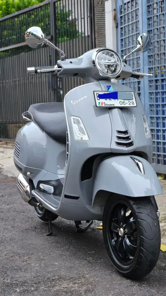 GTS Super Sport IGET 150 ABS 2023