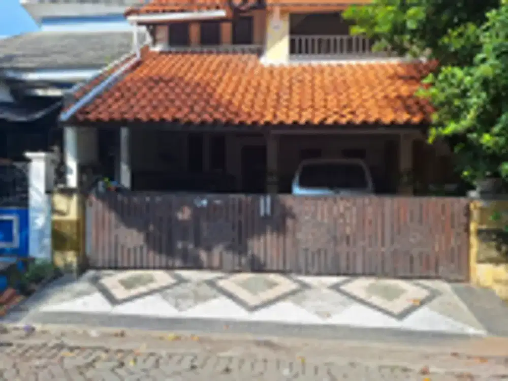 DIJUAL 2 BIDANG TANAH DENGAN TOTAL LUAS 227 M2 BERIKUT BANGUNAN - SURABAYA