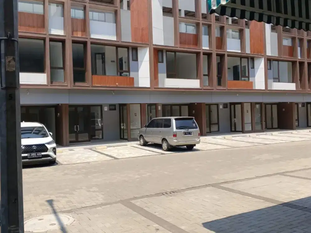 Kawasan Premium paling menguntungkan BSD City Langsung siap pakai Latinos Business District