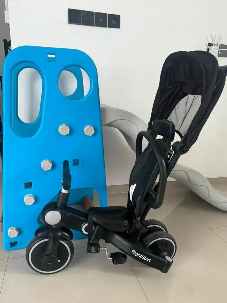 Stroller sepeda 8 in 1 (Righstart Voyager)