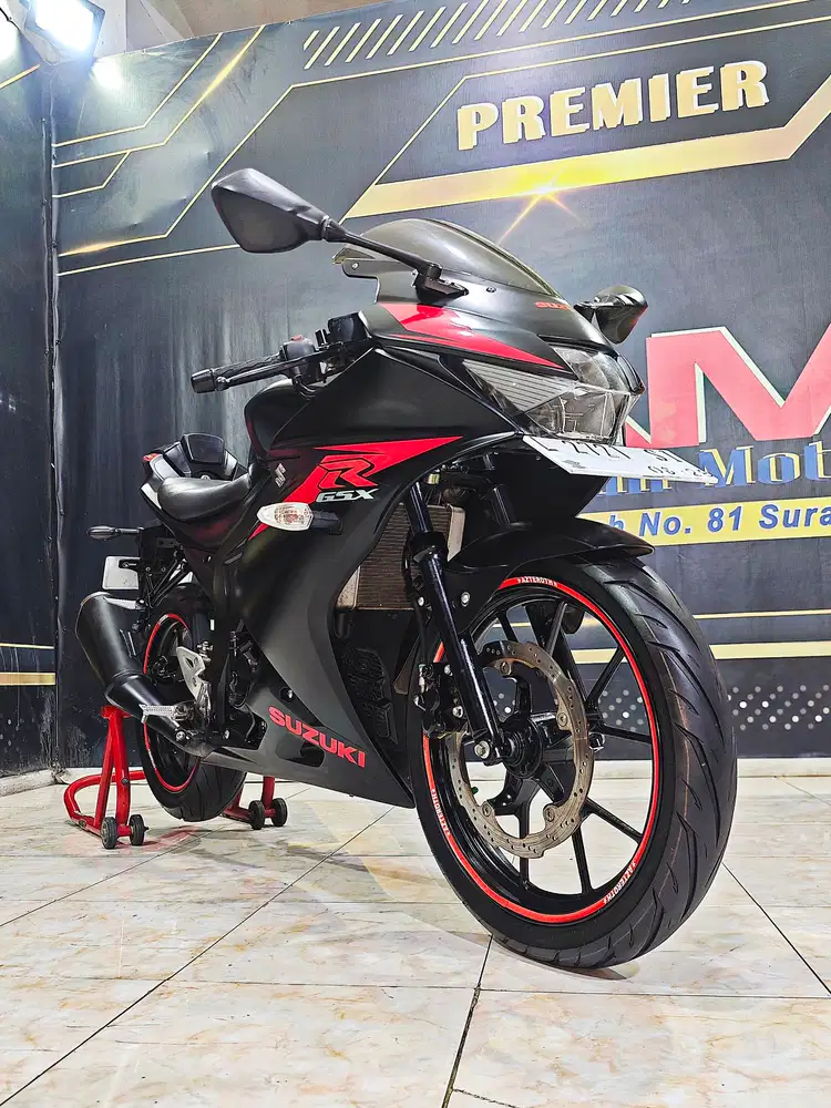 GSX-R Keyles '18 low km Black matte jos perfoma.Anugerah motor rungkut