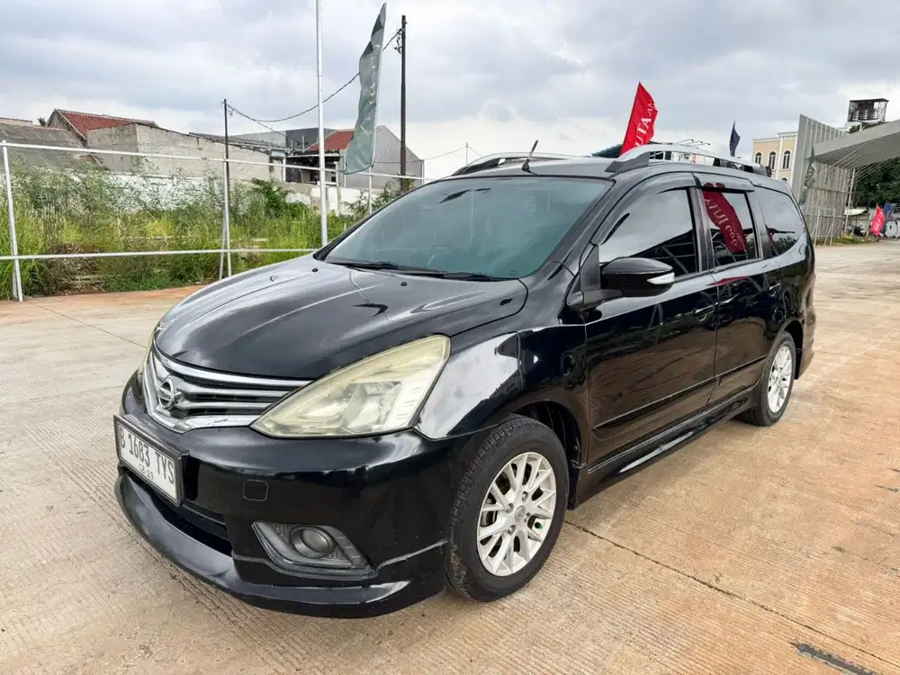 Nissan Grand livina HWS AT 2014 Bensin