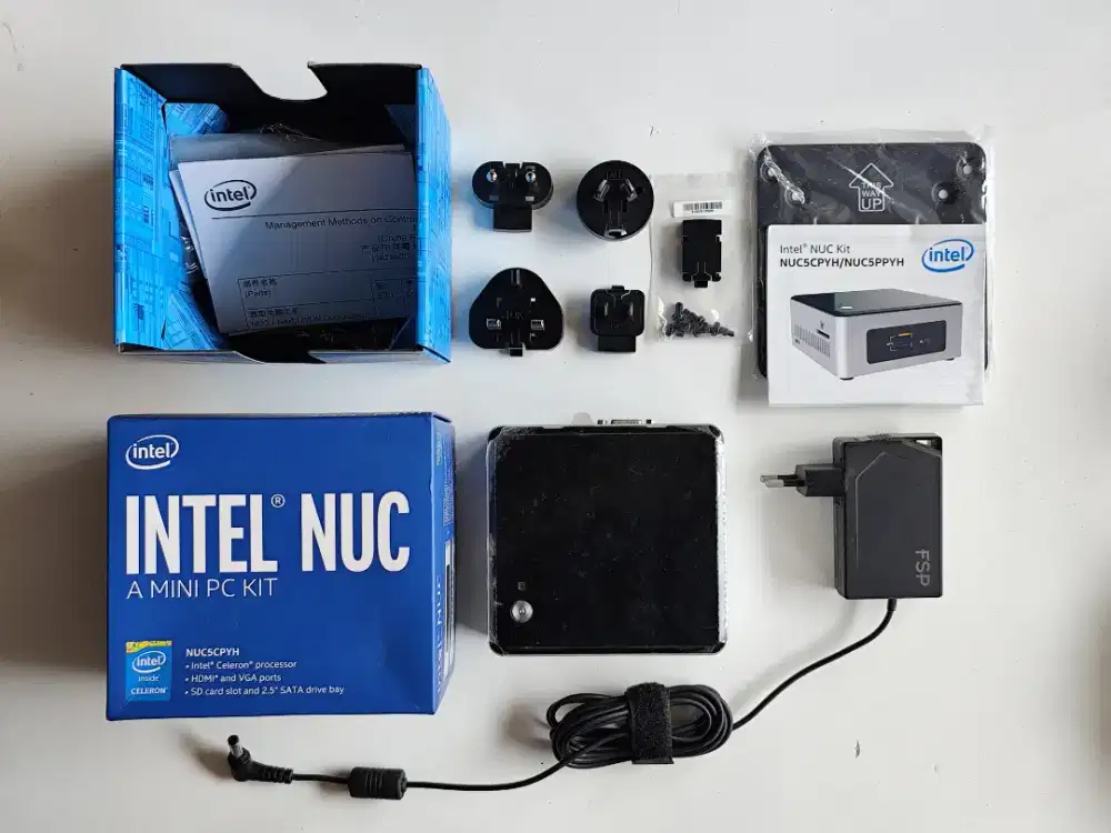 Intel NUC 5CPYH 8GB / SSD 500GB FULLSET