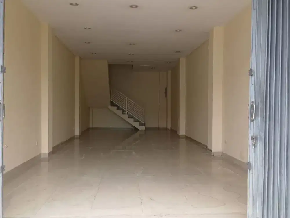 Ruko dengan Lokasi Super Bagus Disewakan, di Denpasar Utara Area