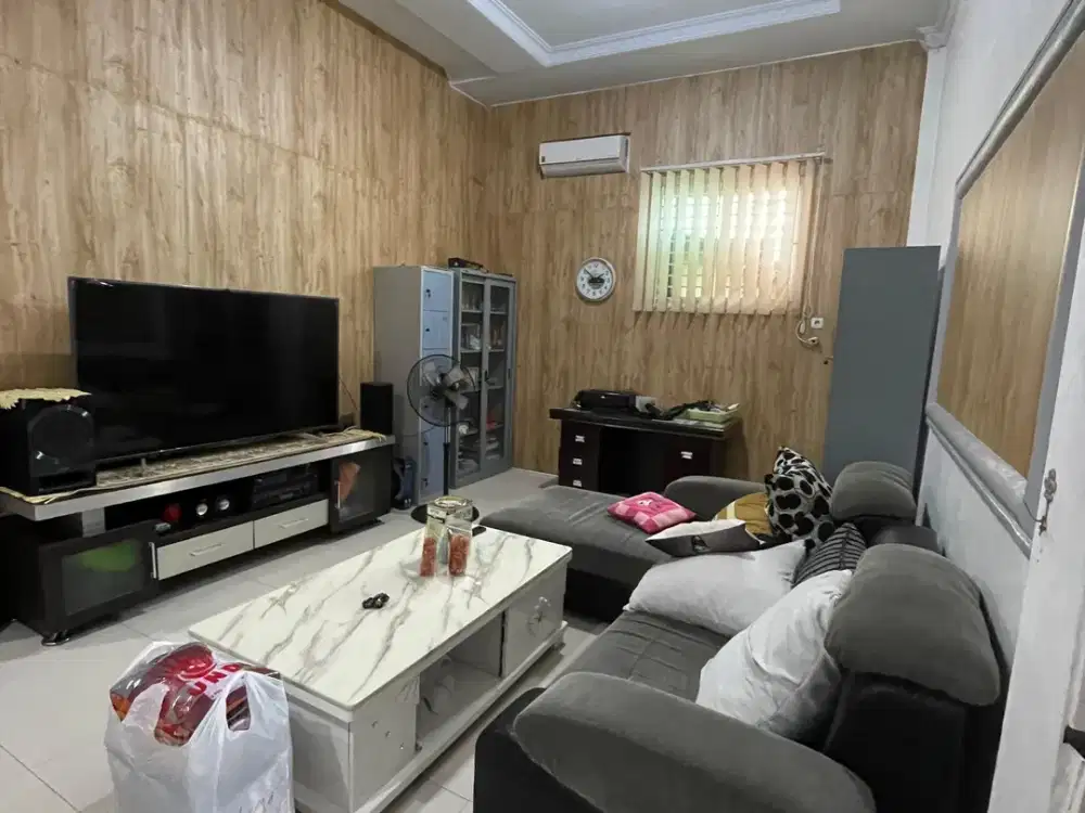 Dijual Villa Elite Menteng 7 GG Sekata.