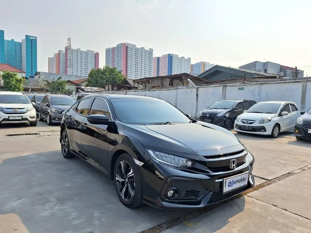 DP MURAH - Honda Civic 1.5 E Hatchback Bensin-AT 2017 Hitam