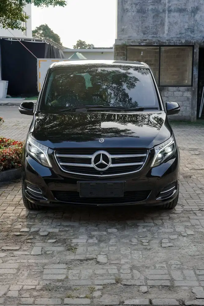 4 Ribu KM V260 AVG Mercedes Benz 2018 Viano OTO 888
