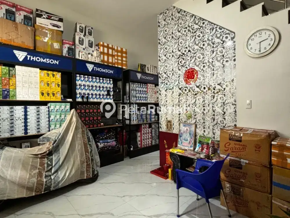 DIJUAL TOWNHOUSE JALAN KARYA BAKTI KOMPLEK VICARIO 2 - DAERAH KRAKATAU