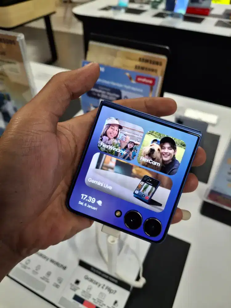 SAMSUNG Z FLIP 7 DISKON 3 JUTA PWP WATCH FIT3, CHARGER ORI DAN SPEAKER