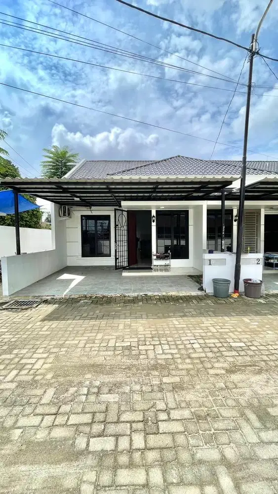 RUMAH SIAP HUNI DALAM KOMPLEK MEDAN JOHOR