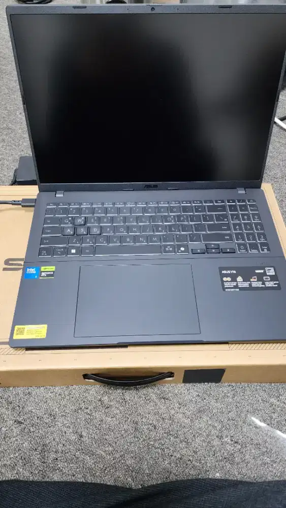 Asus Gaming V16 V3607V, Core 5 210H, RTX 5060 BNOB (Ex. Korea)