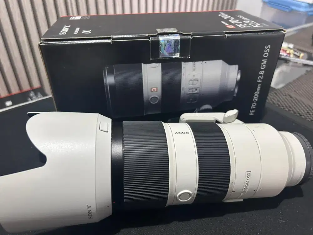 Lensa Tele Sony 70-200mm f2.8 GM OSS FULLSET BOX