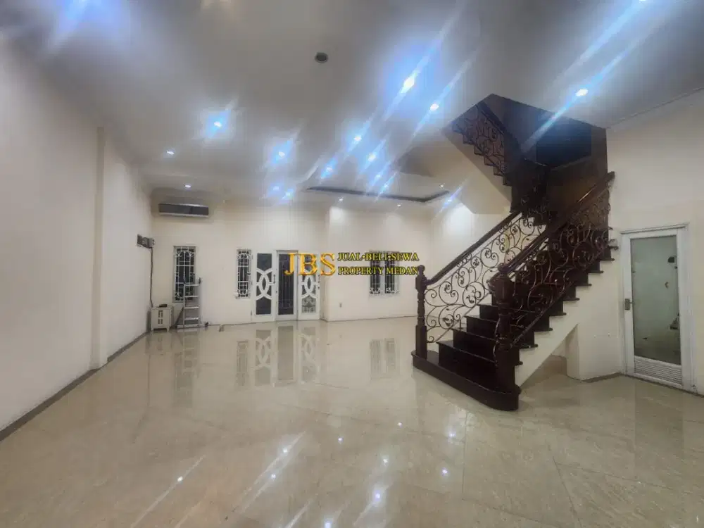 Jual Rumah 2,5 Tingkat di Komplek Cemara Asri Medan Jalan Bluberry