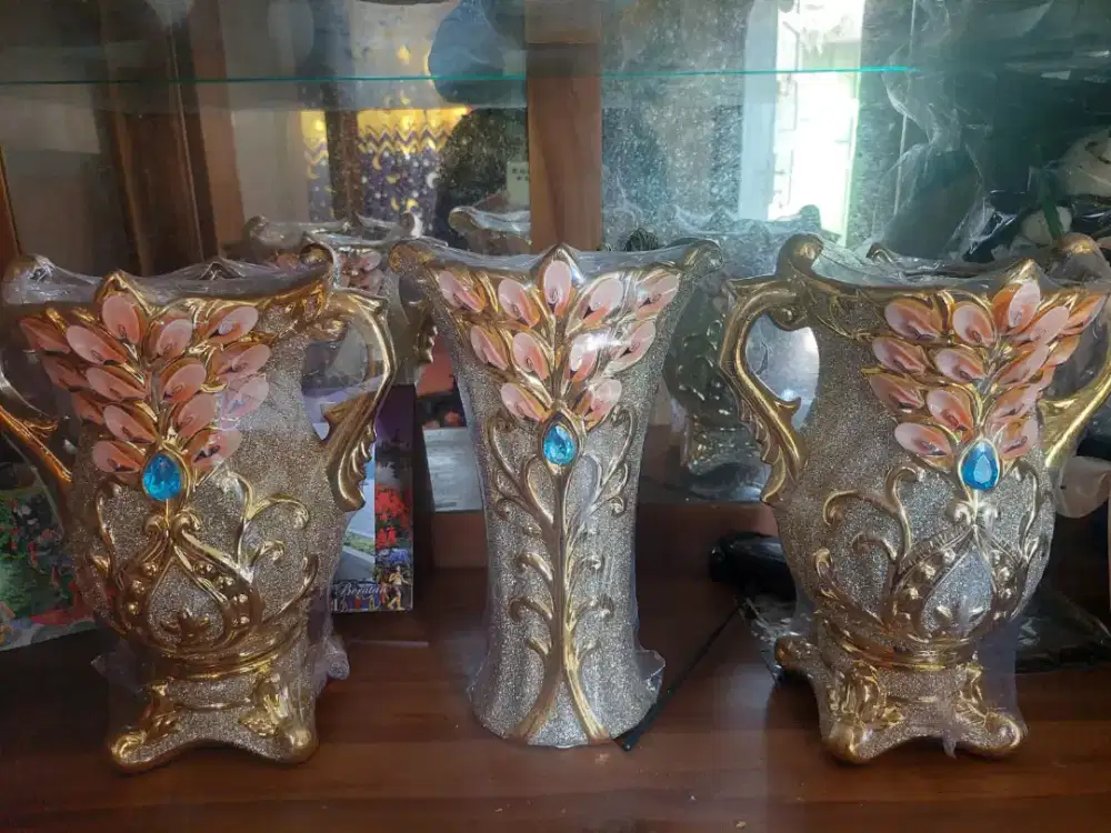 Jual keramik pajangan