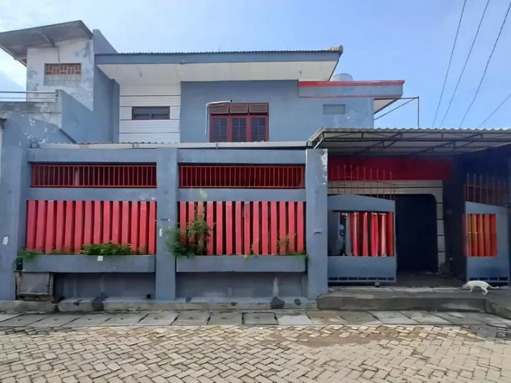 Rumah Krembangan 2 Lantai. Row 2,5 Mobil.