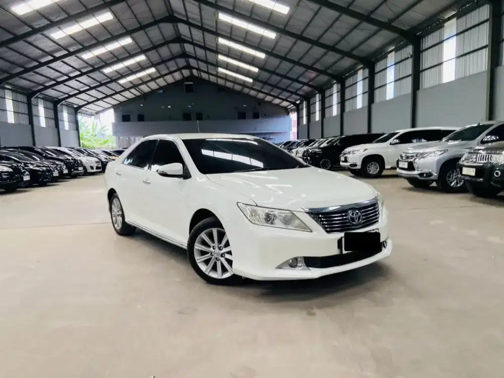 Toyota Camry 2.5 V 2012 / 2013 AT Matic, Sangat terawat