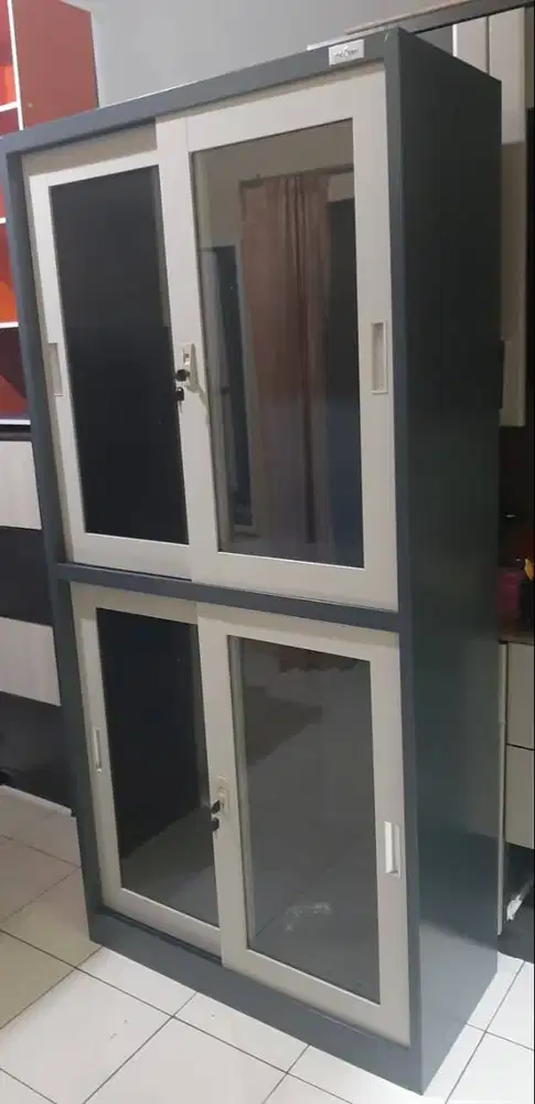 PROMO LEMARI ARSIP BESI PINTU SLIDING SALE GRATIS ANTAR