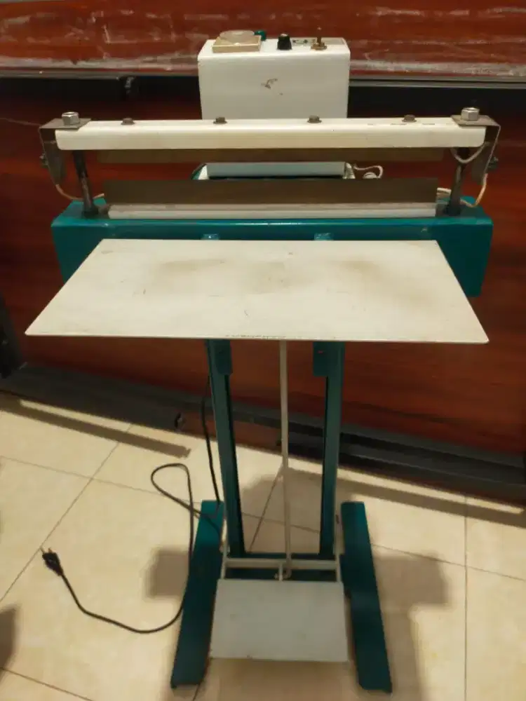 Mesin Las Injek untuk seal kemasan kopi dan makanan