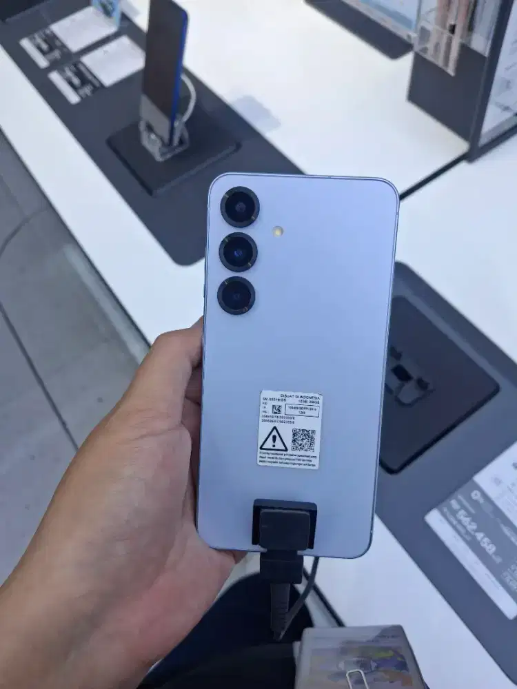 Samsung Galaxy S25 5G (12/256GB) !