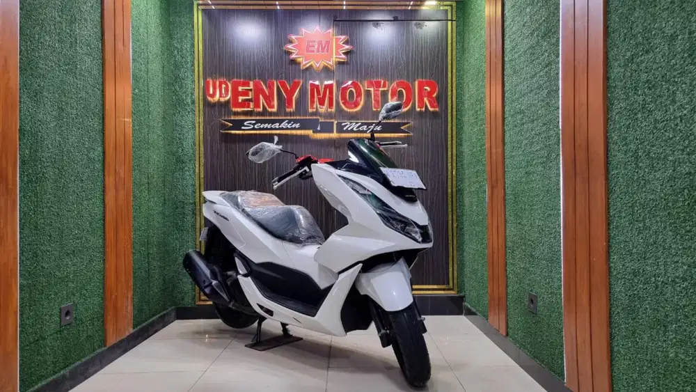 UD ENY MOTOR-HONDA PCX 160 CBS TAHUN 2023 CIAMIK POLL