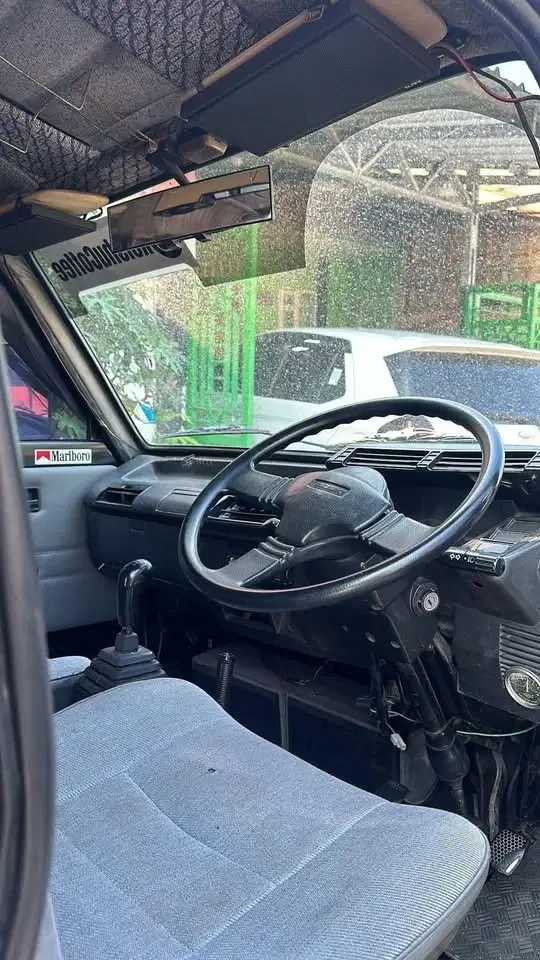 Suzuki carry hatchback 1000cc murah BU (cocok buat jualan)