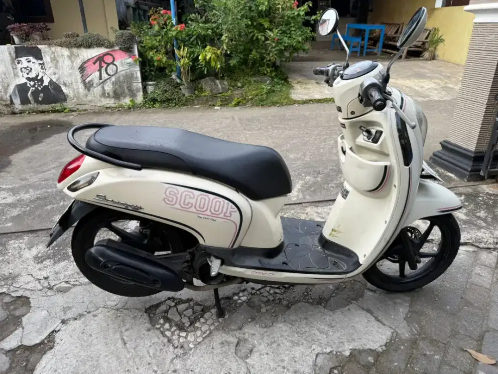 Scoopy injeksi THN 2014 plat AB Bantul