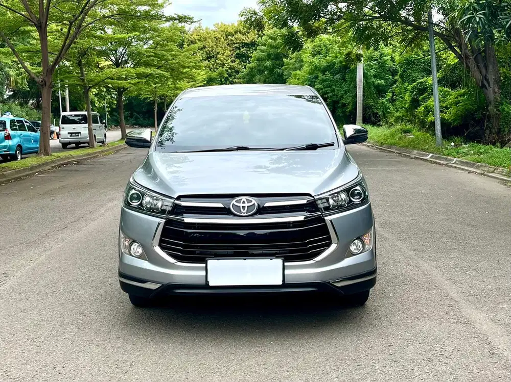 Toyota Innova 2.0 Venturer Matic / AT 2018