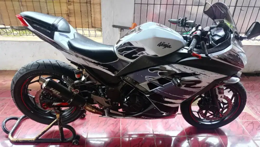Kawasaki Ninja 250FI 2013 Antik Terawat Low KM