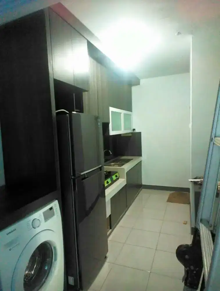 Furniture kitchen set minimalis