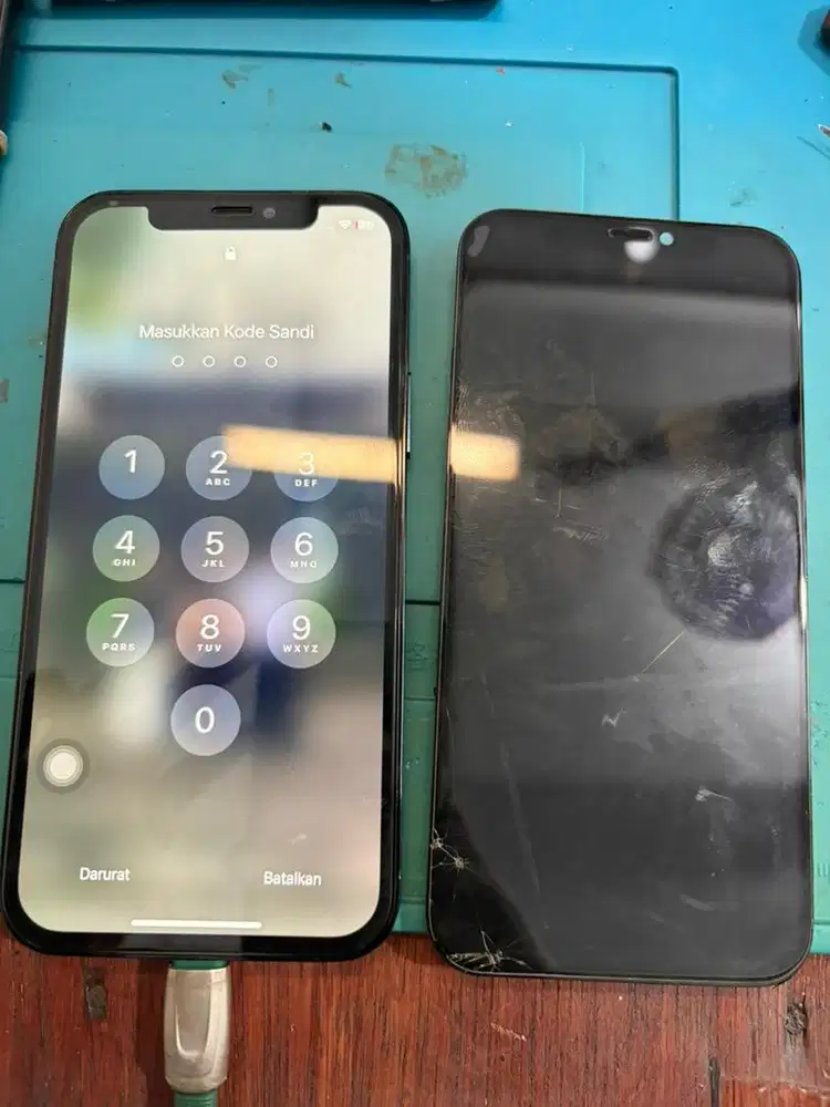 Ganti lcd iphone 12 / 12 pro bergaransi
