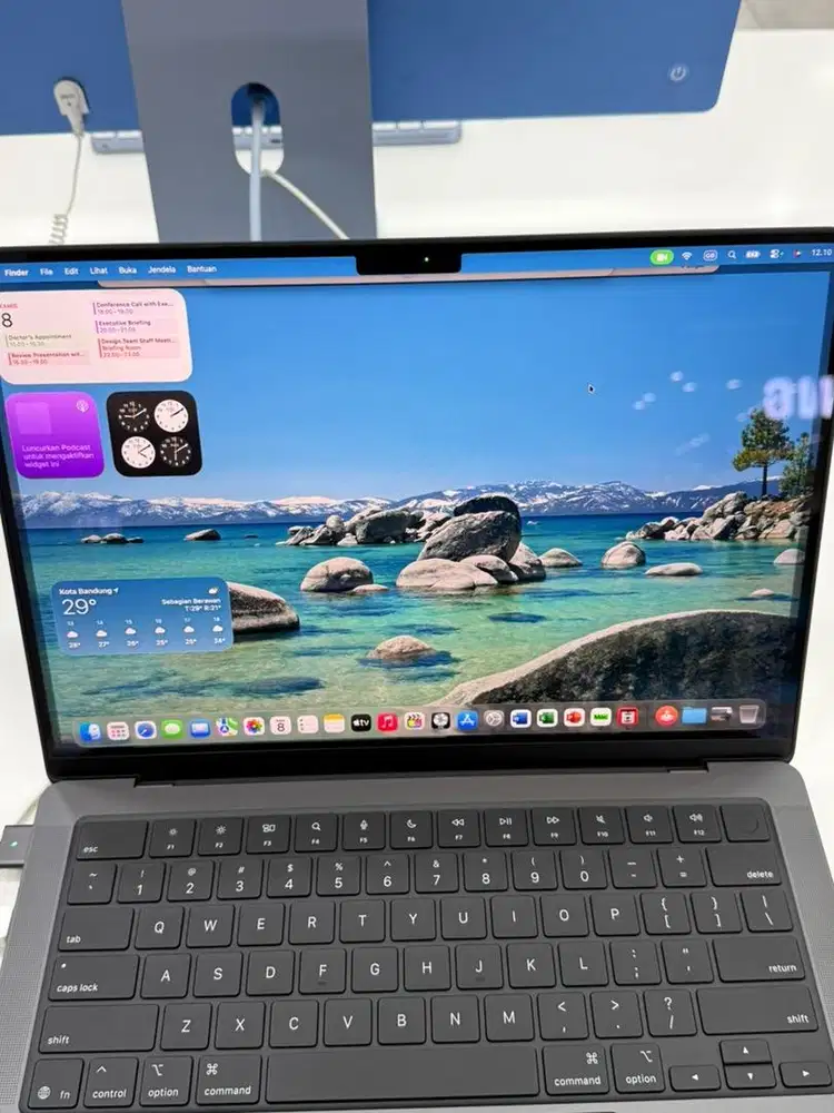 Kredit Macbook Pro M5