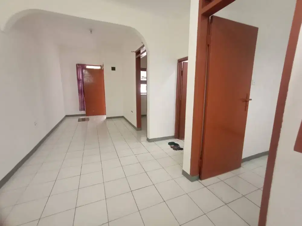 Dikontrakan rumah di komplek Adipura Cluster Tulip Blok XI no.32