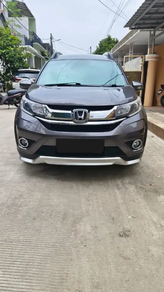 Dijual Honda BR-V E-CVT Prestige thn perakitan 2016.