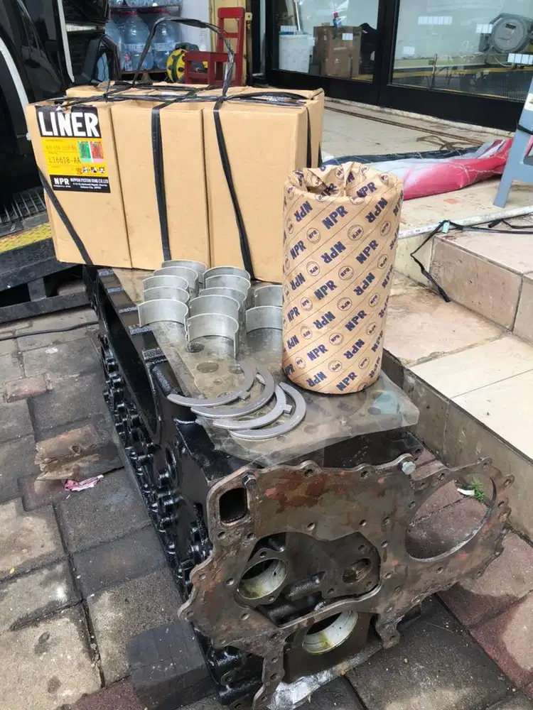 ENGINE BLOCK BLOK MESIN NISSAN CWA260 / EURO II / FE6 / PK260CT