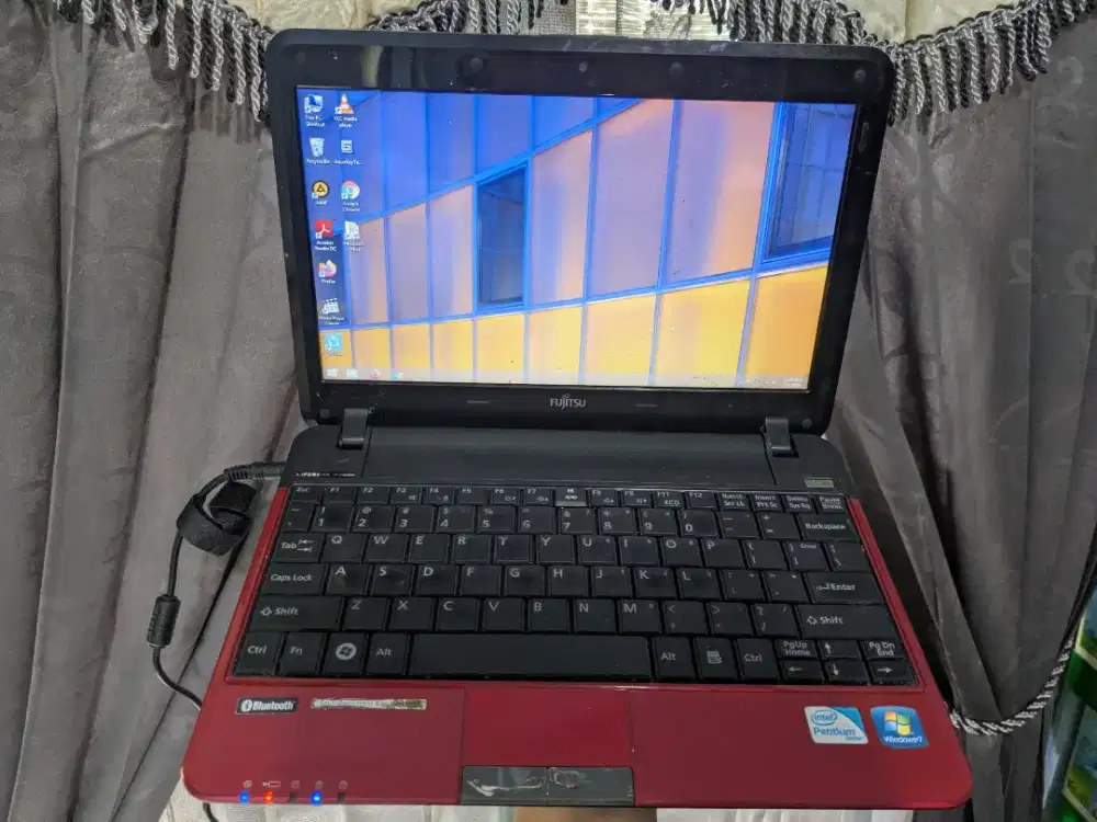 Laptop Fujitsu P3110 Ram 3 Minus Batre Aja Drop Lainnya Aman