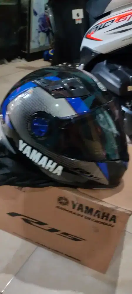 Jual helm r15 msh baru