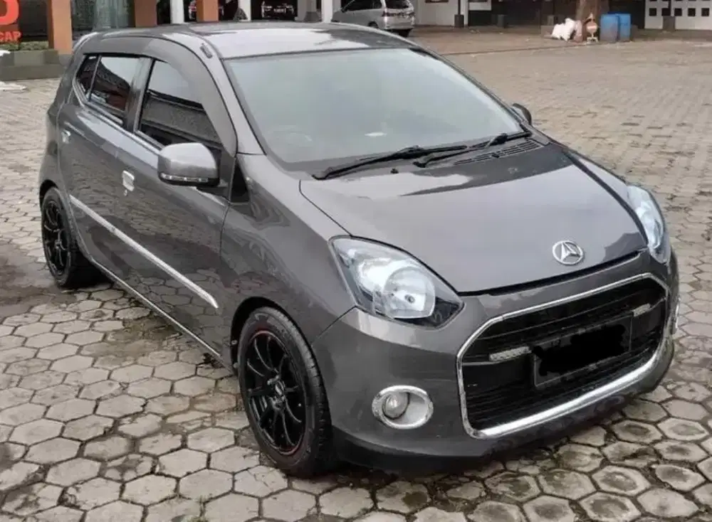 Di jual Daihatsu Ayla x 2014