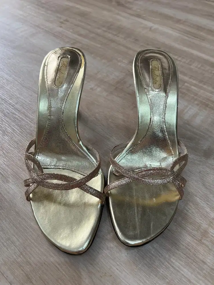 Sepatu Pesta Gold Paulista
