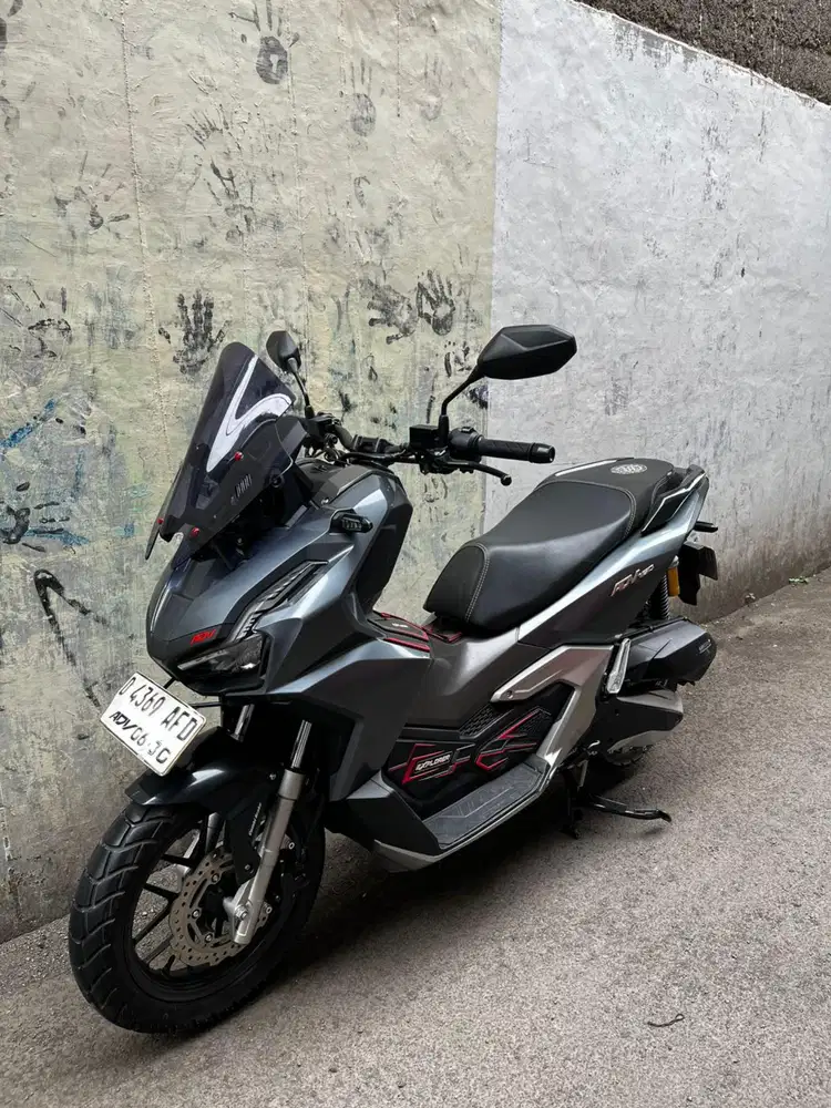 Honda adv 160 cbs 2025 mulus antik
