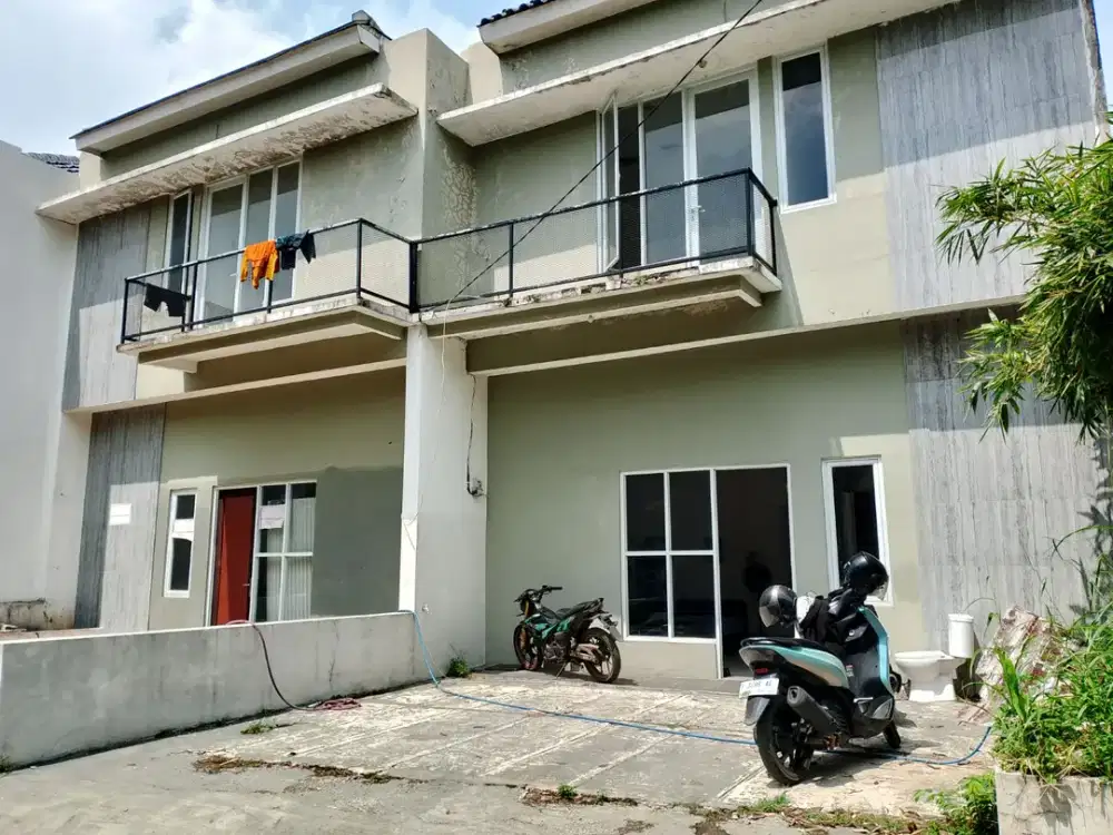 Rumah take over 2 lantai di sukahati cibinong