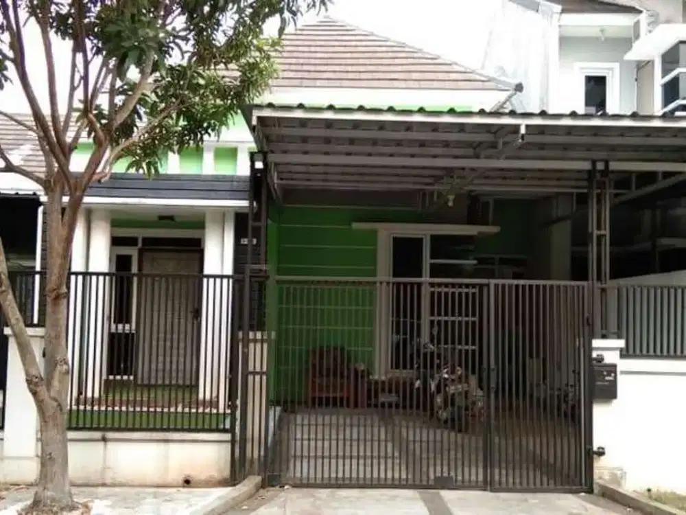 Rumah di Vila Dago Pamulang Luas 198m Halaman Belakang Luas