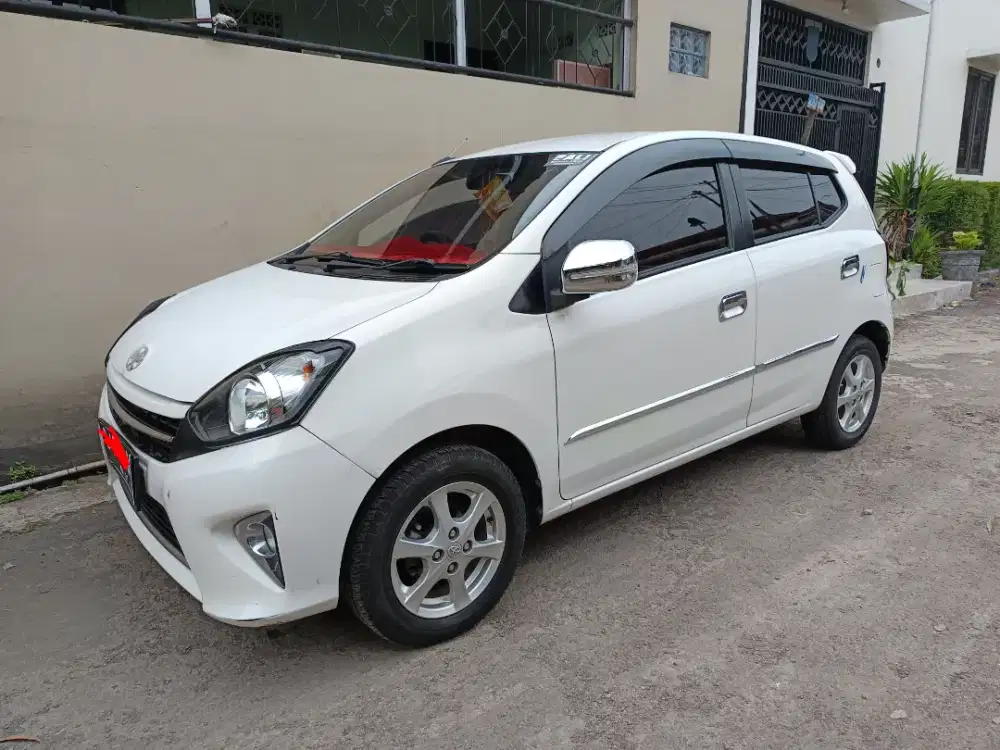 Toyota Agya 2017 low KM 15 rb MT