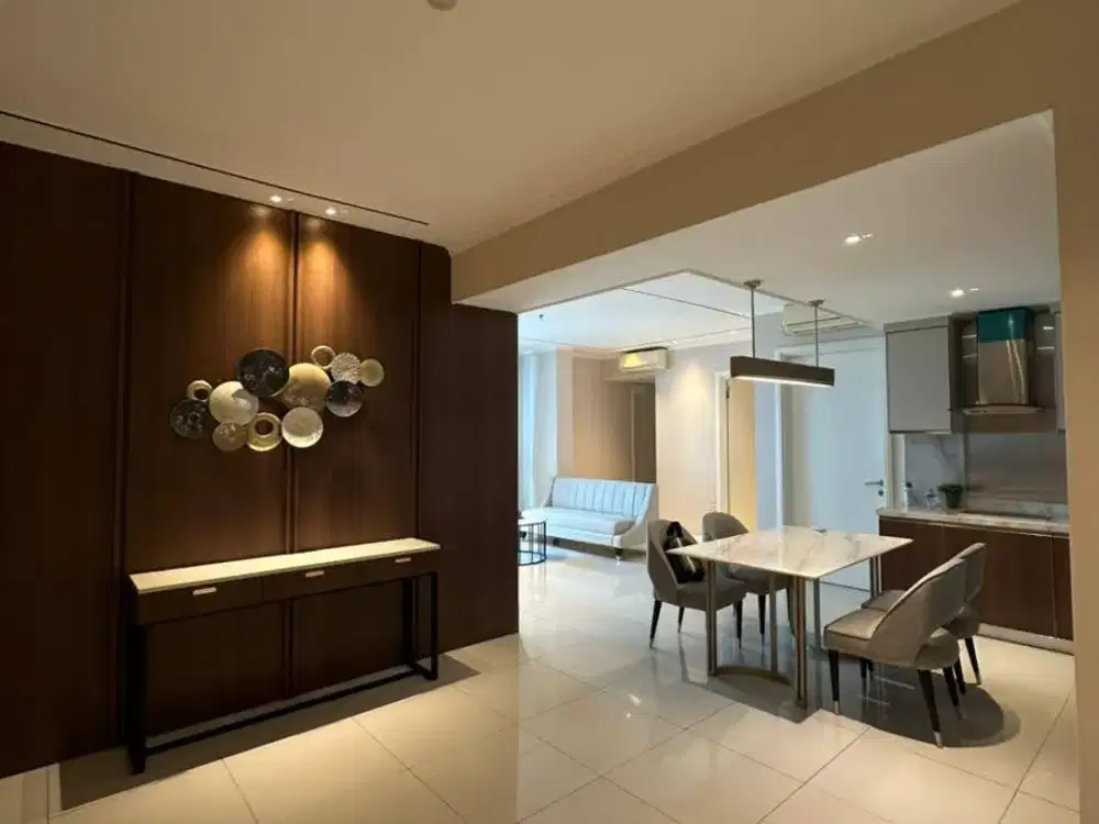 APARTEMENT VUE CIPUTRA WORLD* *FURNISH*